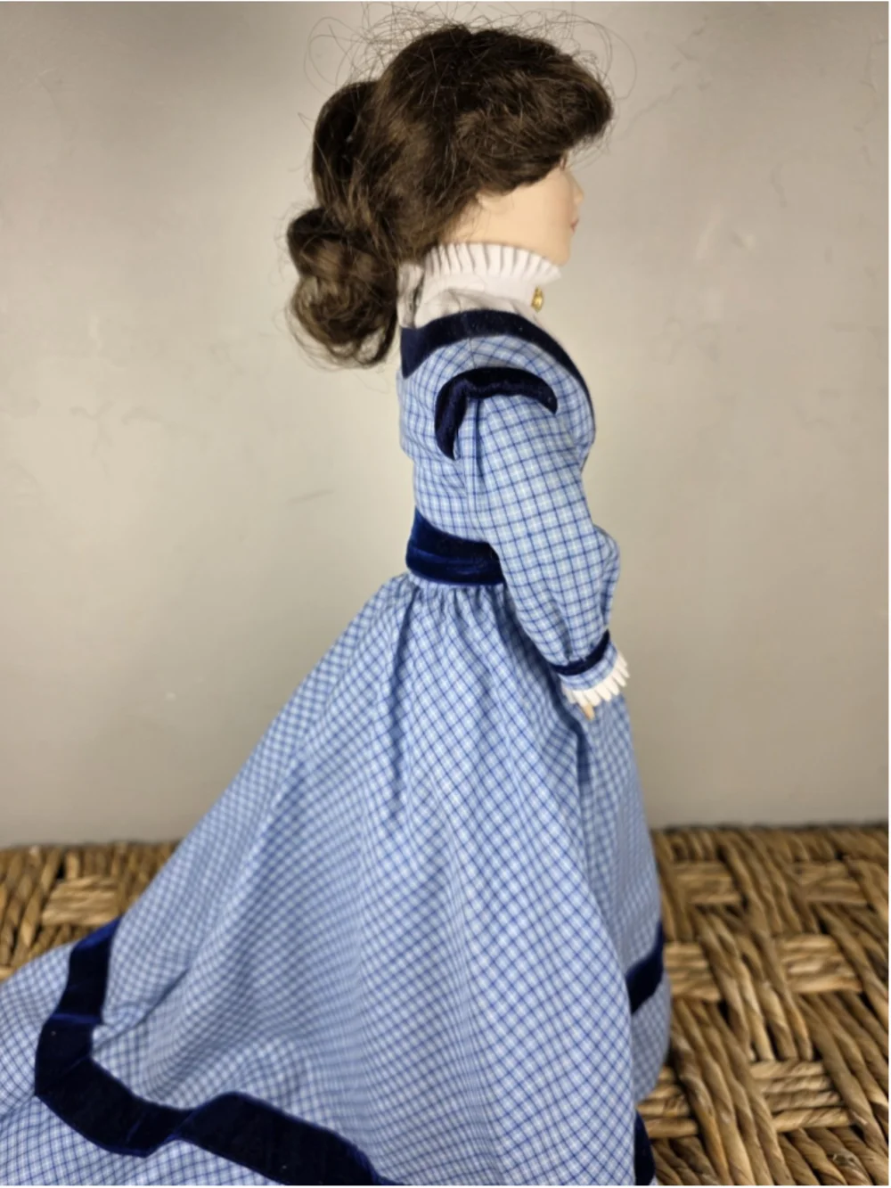 Heritage Signature Collection Porcelain Doll 18